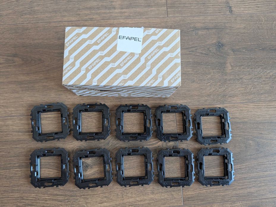 Conjunto de Novos Aparelhos de Encastrar EFAPEL