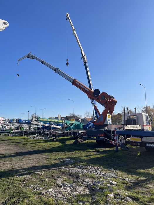 Żuraw Ciesielski dźwig dekarski Böcker AK 27-1000