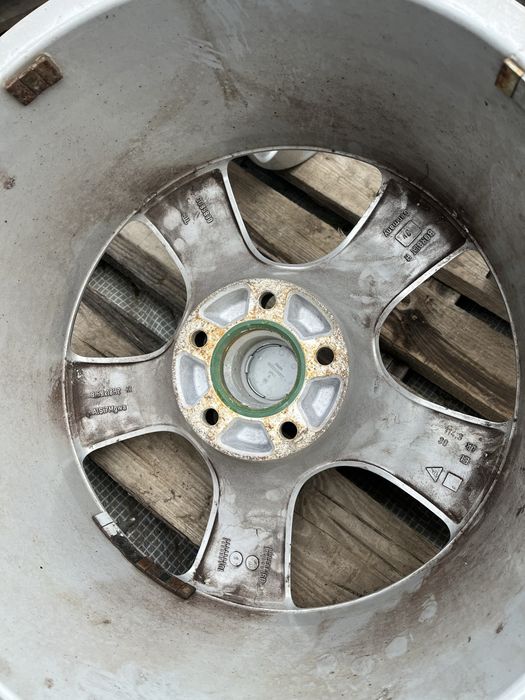 Диски 5 114,3 R18 ET30 Borbet
