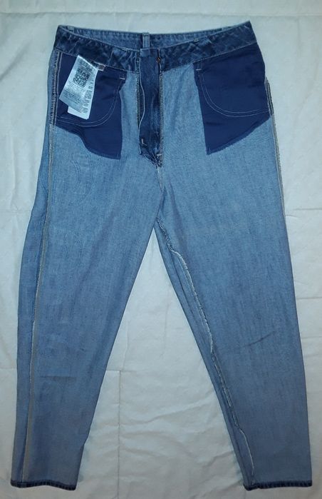 Calças de senhora em ganga da Guess Jeans