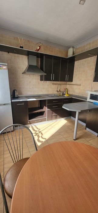 Подобово 1 кімн квартира вул.Ф.Єрнста 1100грн. вул.Хороброго