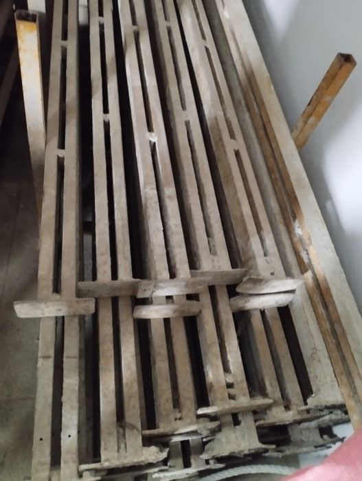 Vigas de alinhamento de cofragem