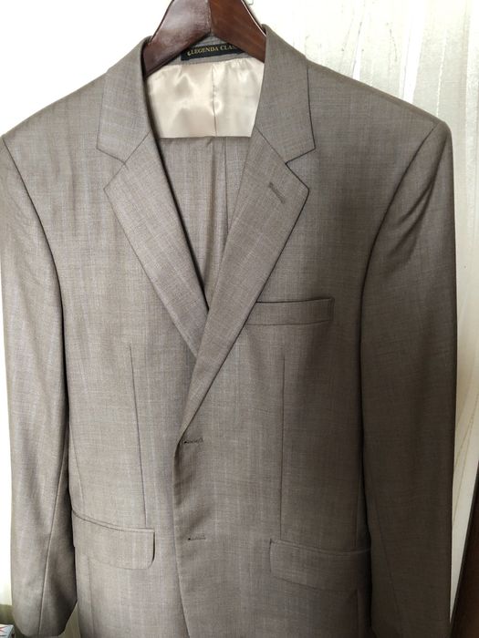 Мужской очень красивый костюм «Legenda Class» р.48, рост 182, новый