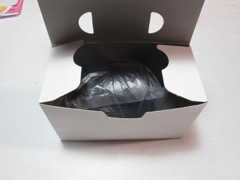 Nikon 18-105 VR Smi-Nova com ou sem caixa - Ver descrição