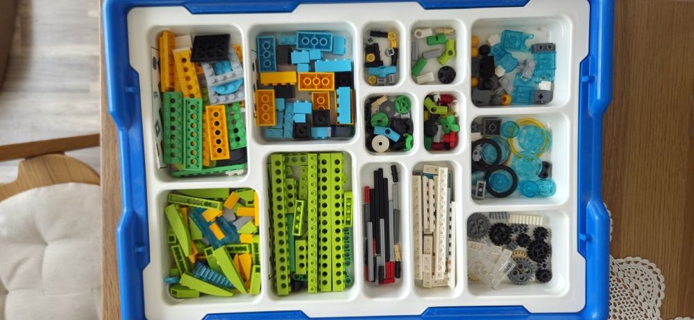 Klocki do programowania robotyki Lego Wedo 2.0