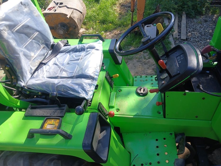 Ciągnik koparko ładowarka john deere 855