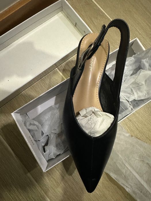 Sapato stiletto mulher