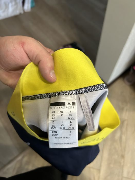 Спортивні лосіни adidas stellasport