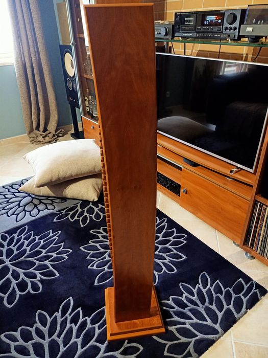Torre para CDs cerejeira430362169296834567