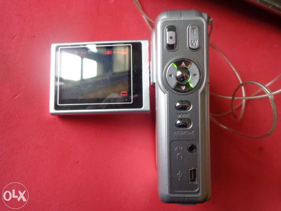 Mini Digital Video and Photo Camera64737826482689121