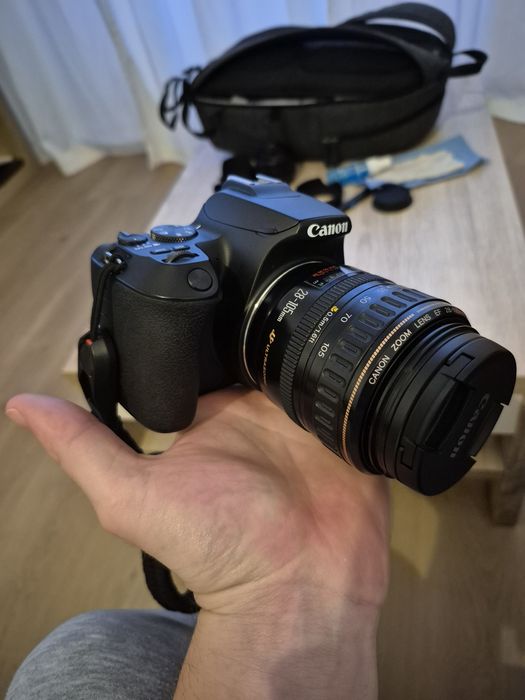 Camera canon com alguns extras