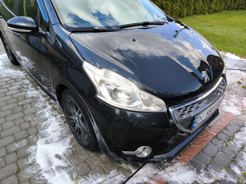 Peugeot 208, 1.4 dhi robot
