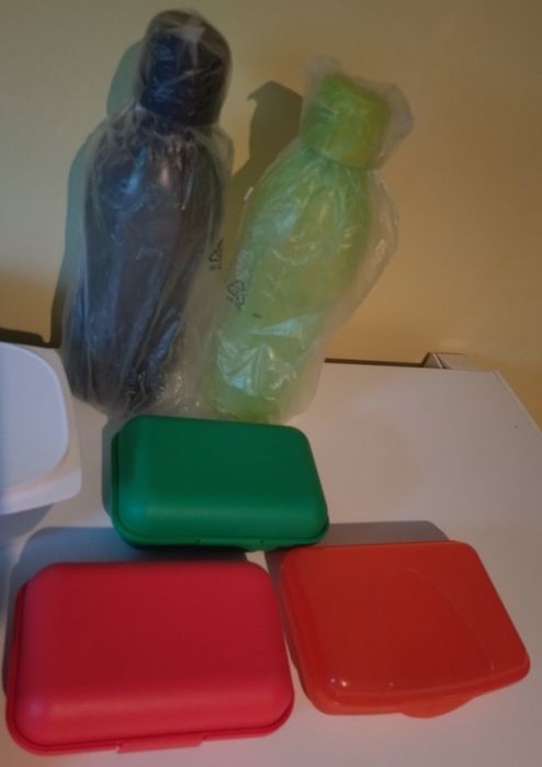 Pojemniki Tupperware - zestaw