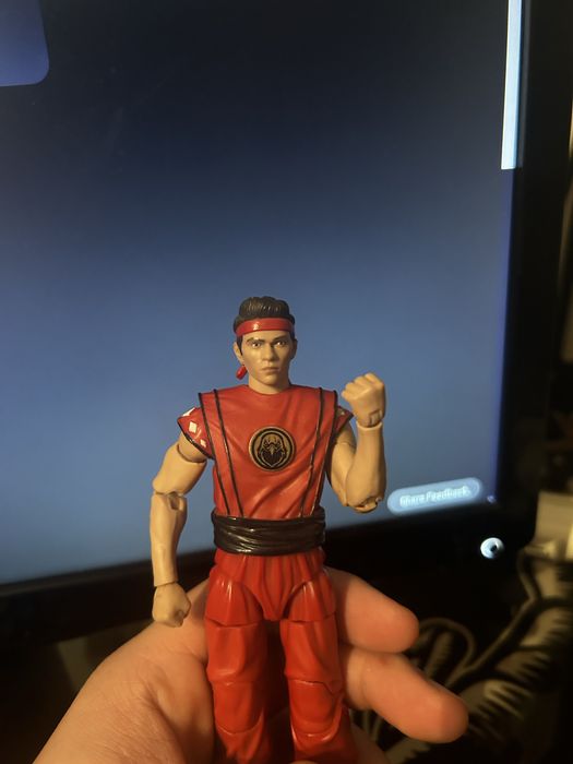 Power Rangers x Cobra Kai Miguel Lightning Collection figurka