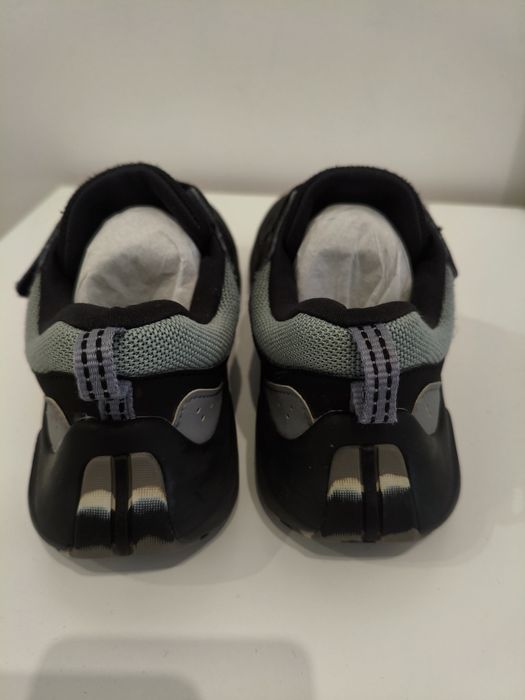 Buty sportowe dziecięce Decathlon, rozmiar 35