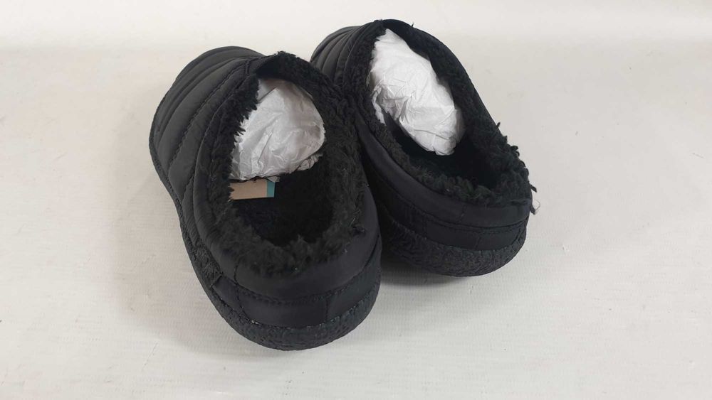 toms nowe  PANTOFLE MĘSKIE ocieplone  R 40,5