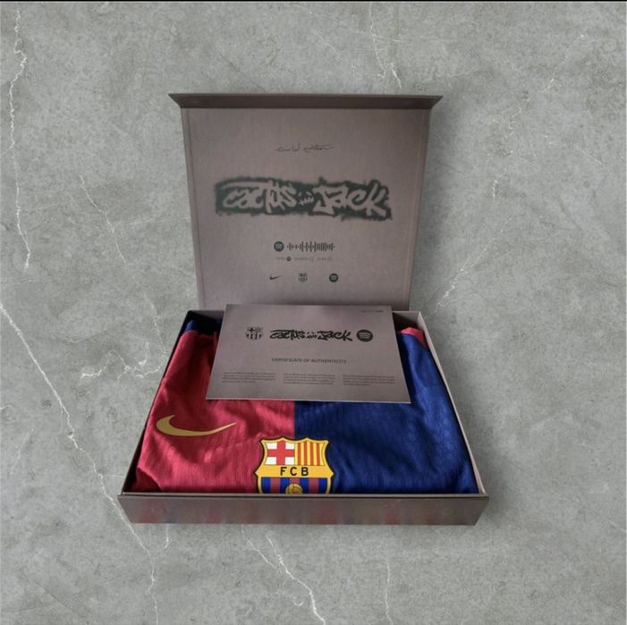 FC Barcelona x Travis Scott Men kit limited edition