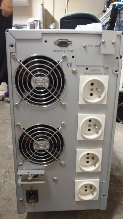 Zasilacz awaryjny, UPS SALICRU NX, mocny, profesjonalny - 230V, 3000VA