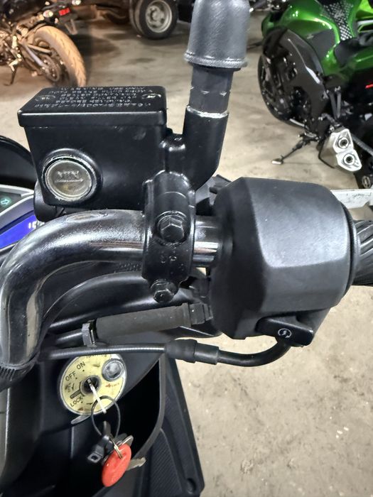 Японський максіскутер Yamaha magesty 155 кубів з Японії