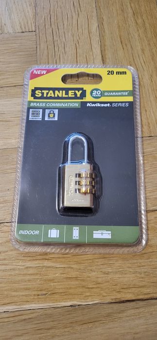 kłódki stanley i  master szyfr