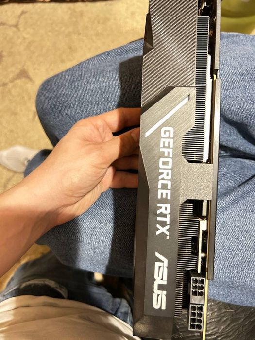 GeForce RTX 2080 SUPER Asus