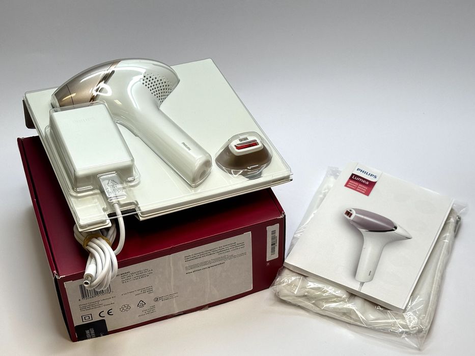 Depilator laserowy Philips lumea prestige BRI945/00 komplet