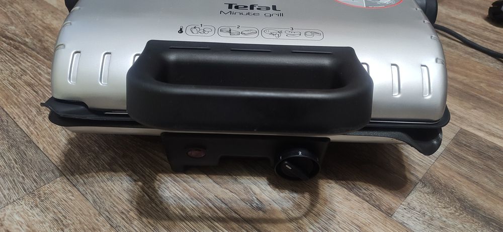 Гриль Tefal MINUTE GRILL GC205012