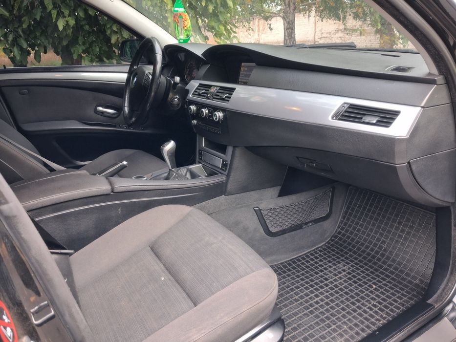 Продам BMW е 61 в отличном состоянии
