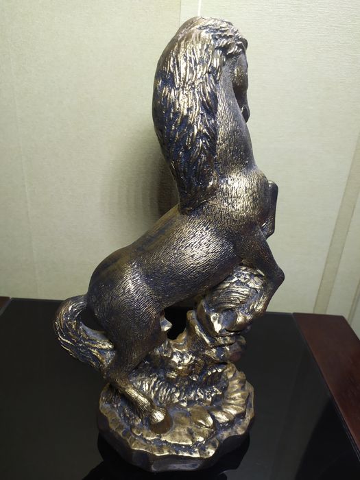 Статуэтка лошади 40см.