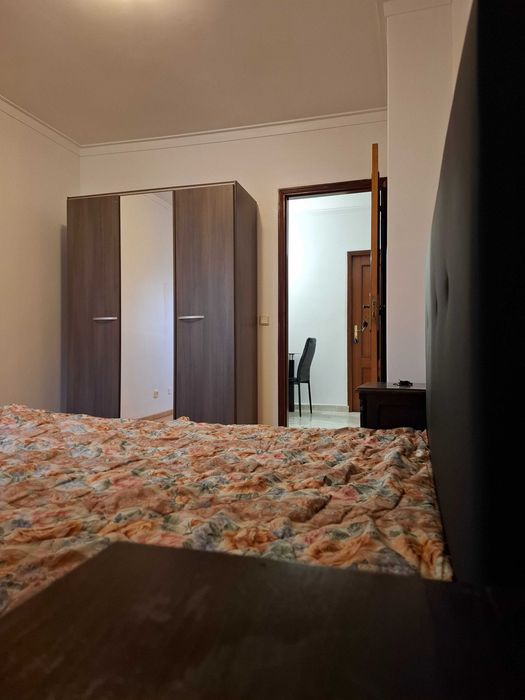 Quarto Casal - Carregado