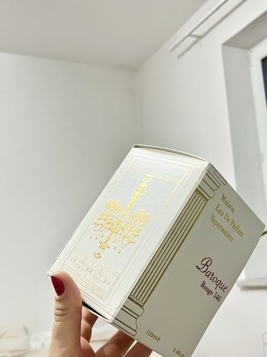 Maison Alhambra Baroque Rouge