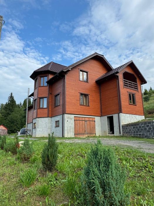 Здається котедж "Good House" у с.Плав'я