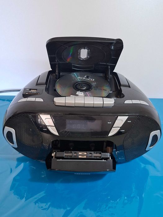 Aparelhagem Rádio + CD + Cassetes, entrada USB e SD Card, dá um som fantástico