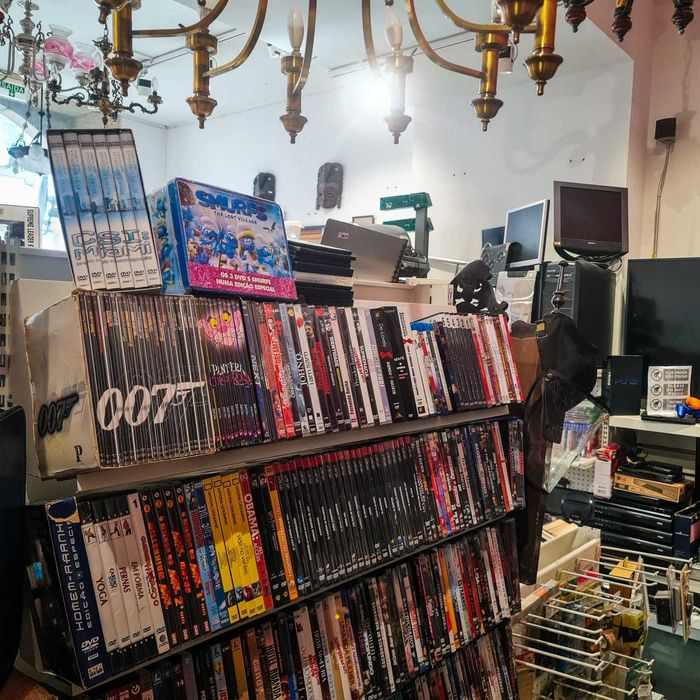 Special Collection "The Smurfs" – 3 DVDs in a Metal Case (New, Sealed)64750947843587122