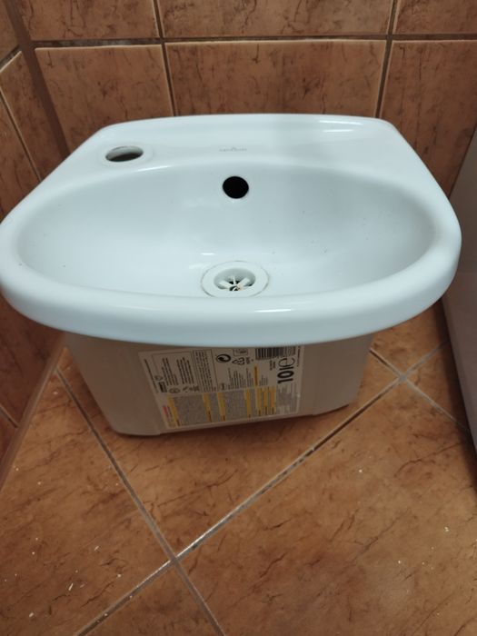 Mała umywalka   35cmx30cm