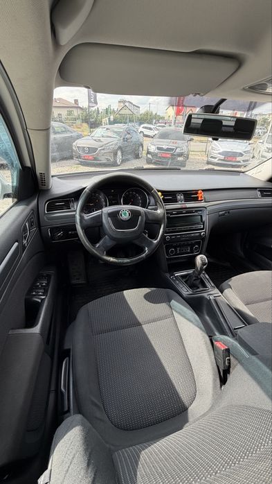 Skoda Superb Шкода Суперб 2012 р 1.6 дизель 5МКПП