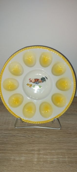 Patera, talerz na jajka