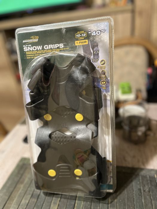 Sprzedam nowe „Raki” na buty