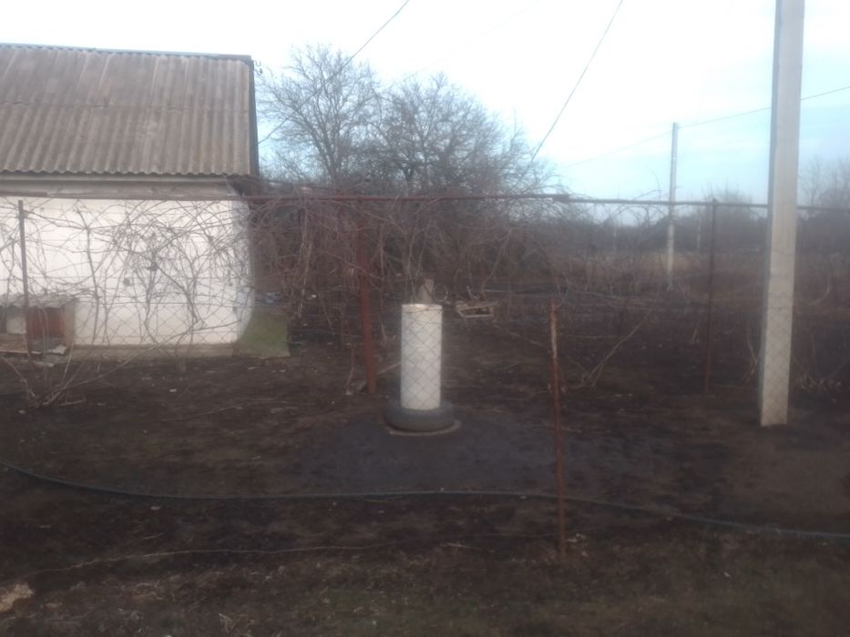 Продам будинок .