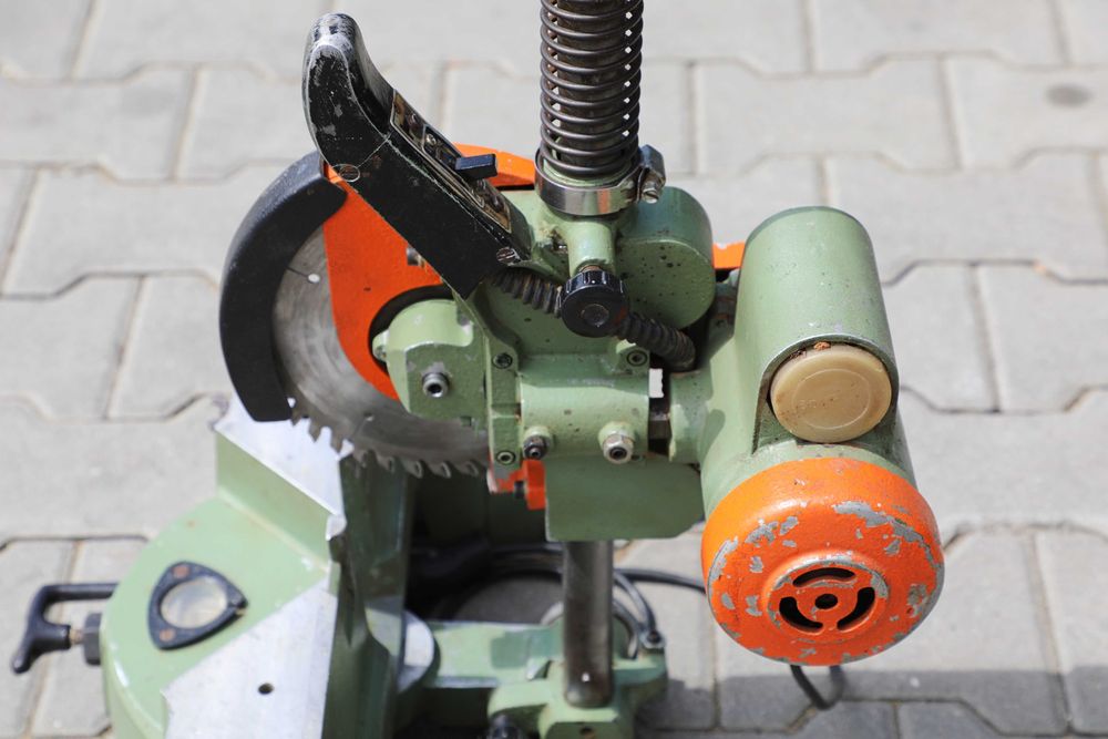 Piła kapowa, ukośnica PEGIC (1064)