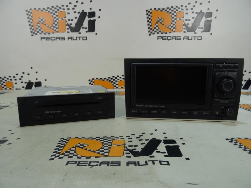 Rádio / auto-rádio AUDI A3 (8P1)