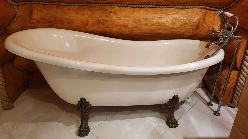 Wanna wolnostojąca Roma