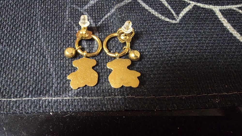 Brincos tous originais