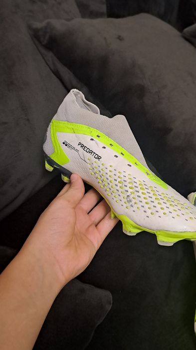 Футбольні бутси Adidas Predator