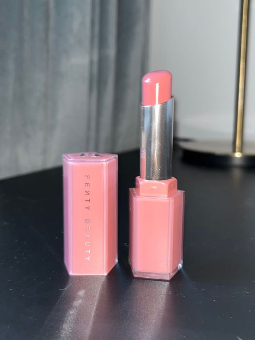 Fenty Beauty FUSSY FU$$Y szminka pomadka błyszczyk