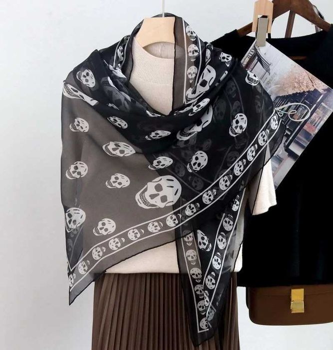 Шарф с черепами полупрозначный 160x50 см \ Alexander McQueen Skull Chiffon Scarf