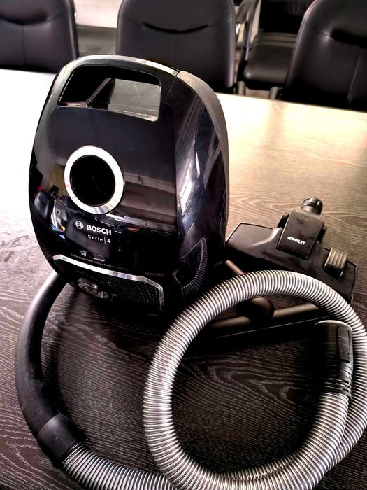 Vendo aspirador BOSCH VBB-SGL40S