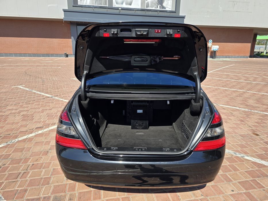 Продам свой Mercedes Benz w221 Long S500 5.5 идеальный