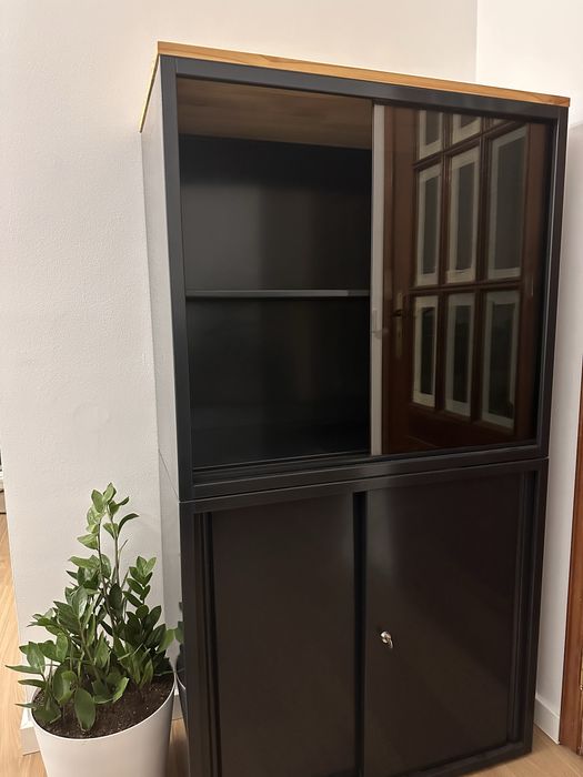 Movel de sala com vidro