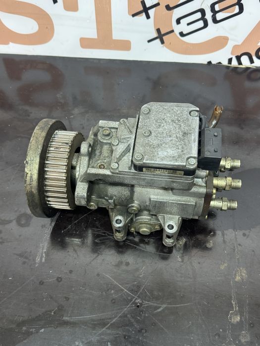 Топливный насос паливний насос ТНВД AUDI WV Skoda 2,5 tdi 059130106dx